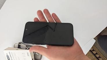 celeron n4500: IPhone 15 Pro, 256 ГБ, цвет Black Titanium. ПРОЦЕНТ БАТАРЕЙКИ — 2