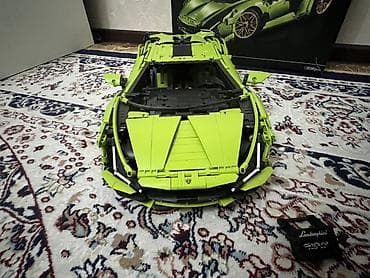 Конструктор спортивного автомобиля Sian FKP 37 (масштаб 1:8) -