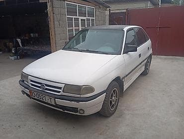 new beetle: Opel Astra: 1992 г., 1.6 л, Механика, Бензин, Хэтчбэк — 1