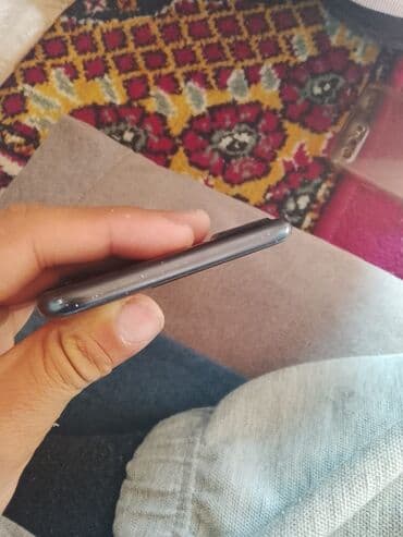 четырех ядерный ноутбук: IPhone 7 Plus, Б/у, 32 ГБ, Черный, Зарядное устройство, Чехол, 97 % — 6