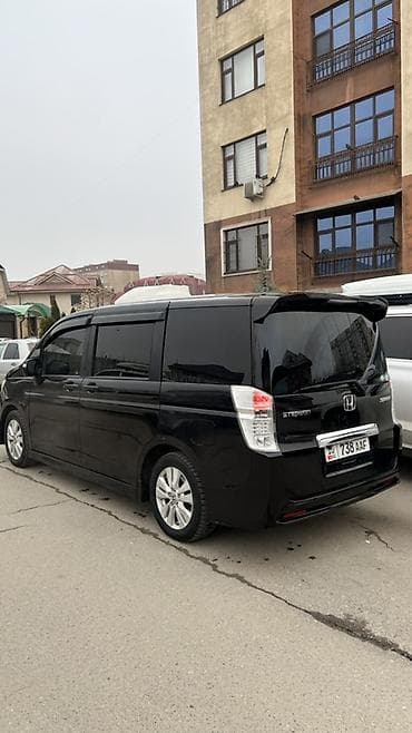 мэрси: Honda Stepwgn: 2011 г., 2 л, Вариатор, Бензин, Минивэн — 7