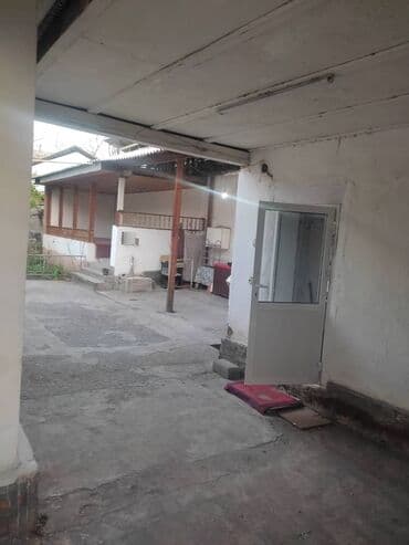 полдома горького: 5 кв. м, 3 бөлмө, Забор, тосулган — 11