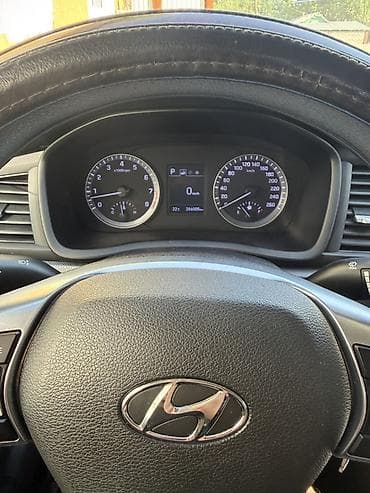 Продажа авто: Hyundai Sonata: 2018 г., 2 л, Автомат, Газ, Седан — 8