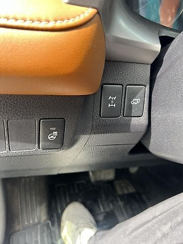 Toyota RAV4: 2016 г., 2.5 л, Автомат, Бензин, Кроссовер — 8