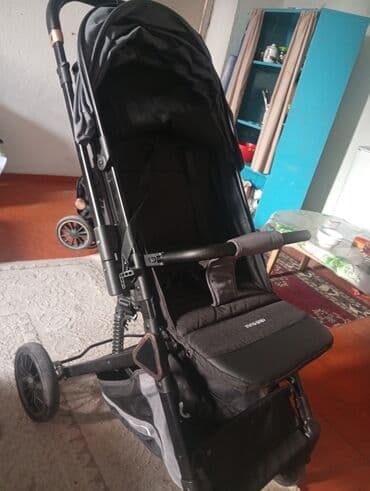 Коляска, цвет - Черный