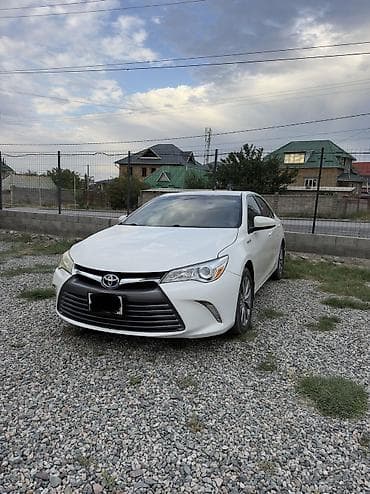 Toyota Camry: 2016 г., 2.5 л, Вариатор, Гибрид, Седан