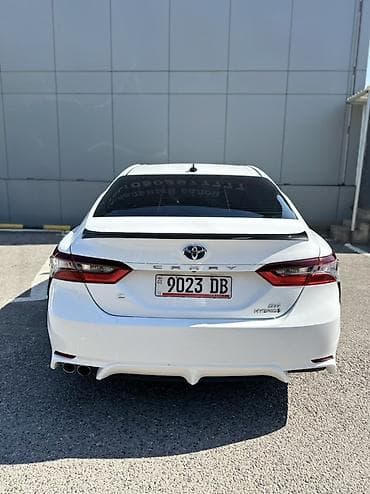 Toyota Camry: 2021 г., 2.5 л, Вариатор, Гибрид, Седан — 5