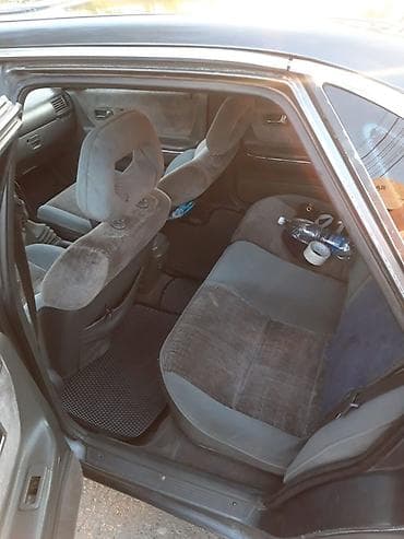 мазда 626 88 год: Mazda 626: 1988 г., 2 л, Ручные, Бензин, Хэтчбэк — 3