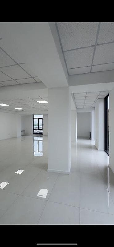 переговорная: Аренда офисов, 70 м², В бизнес центре — 4