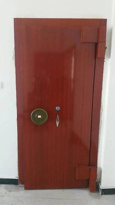 бу сейфы: Металлические сейфовые двери — 1