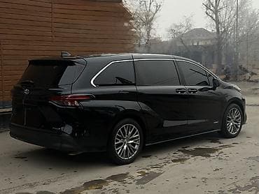 сиенна тойота: Toyota Sienna: 2021 г., Гибрид, Минивэн — 5