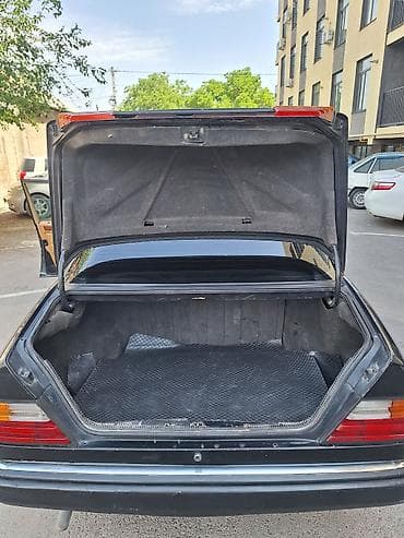 мерс 124 волчок: Mercedes-Benz W124: 1993 г., 2 л, Механика, Бензин, Седан — 8
