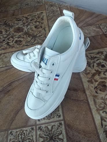 подросковые обувь: Белые универсальные кеды/кроссовки низкого кроя. - Верх: гладкая и — 1