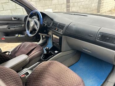 купить чехлы на гольф 4: Volkswagen Golf: 2004 г., 1.6 л, Бензиновая, Хэтчбэк — 8