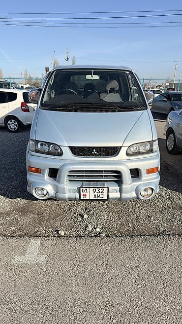 Mitsubishi Delica: 2002 г., 0.3 л, Автомат, Бензин, Минивэн