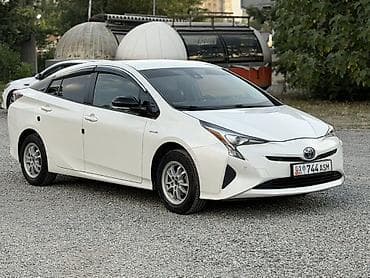 lancer evolution: Toyota Prius: 2017 г., 1.8 л, Автомат, Гибрид, Хэтчбэк — 2