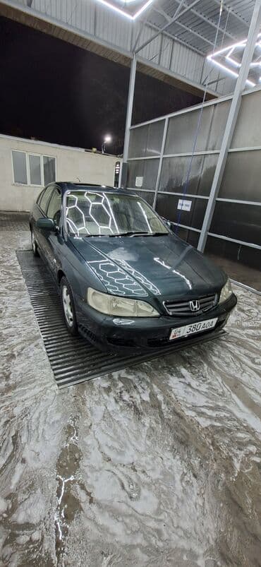 продаю или меняю с доплатой мне: Honda Accord: 2001 г., 2 л, Автомат, Бензиновая, Седан — 4