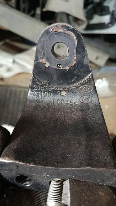 кронштейн двигателя: Подушка мотора Kia — 4