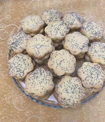 где в бишкеке можно купить сухие закваски: Санза 1 шт Булочки 1 кг в одном килограмме 24 шт Пирог 2,5 кг 1300 — 22