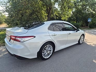 Унаа: Toyota Camry: 2018 г., 2.5 л, Автомат, Бензин, Седан — 10