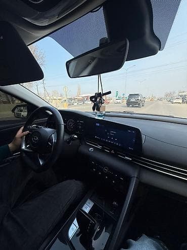 Продажа авто: Hyundai Elantra: 2021 г., 1.6 л, Автомат, Бензин, Седан — 5