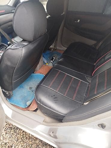 fit 2008: Mazda 323: 2002 г., 1.6 л, Ручные, Бензин, Хэтчбэк — 6