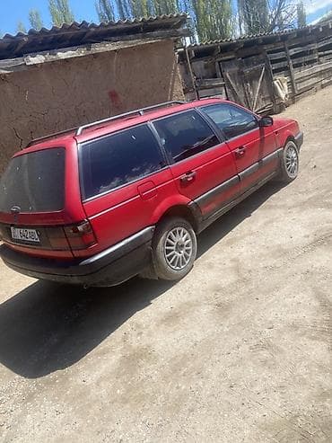 крыло на венто: Volkswagen Passat: 1990 г., 1.8 л, Ручные, Бензин, Универсал — 4