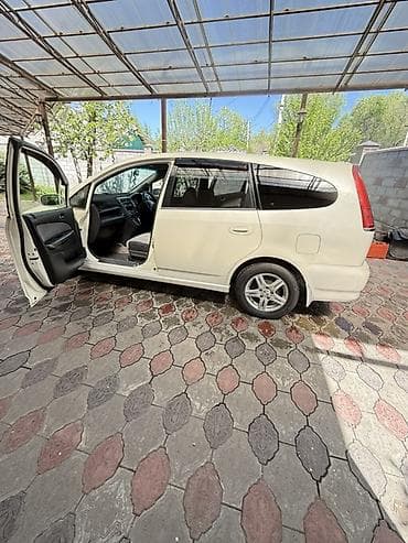 step wgn: Honda Stream: 2002 г., 1.7 л, Автомат, Бензин, Универсал — 3