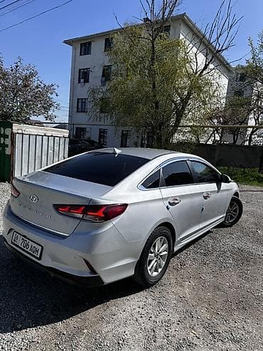 Hyundai Sonata: 2018 г., 2 л, Автомат, Бензин, Седан — 5