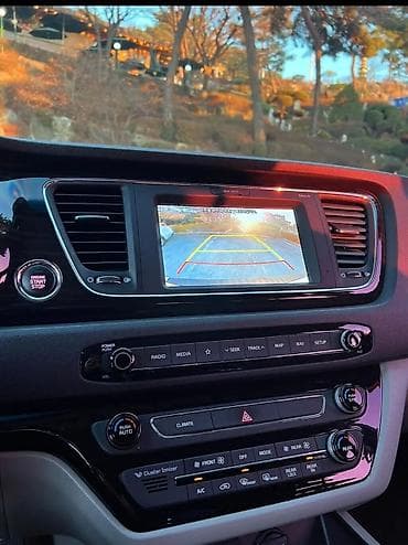 Kia Carnival: 2019 г., 2.2 л, Автомат, Дизель, Минивэн — 7