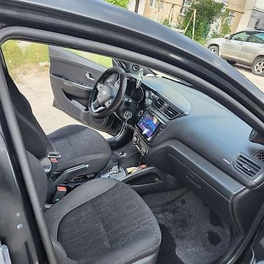 кен булун: Kia Rio: 2013 г., 1.6 л, Автомат, Бензин, Седан — 4