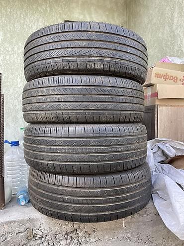 Шины 235/60/18 комплект 4шт в идеальном состоянии! 2021год без шишек!