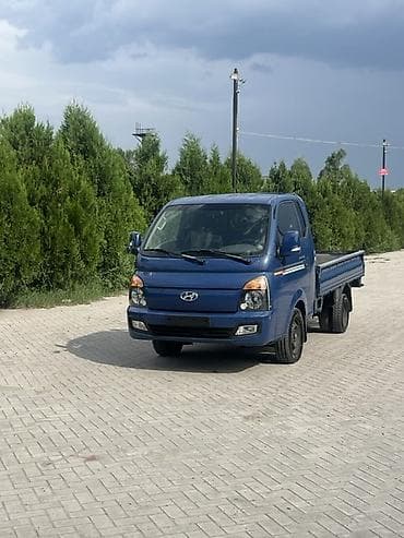 Hyundai Porter II (кабина с бортовой платформой) - Компактный at lalafo.kg Hyundai Porter II (кабина с бортовой платформой) - Компактный