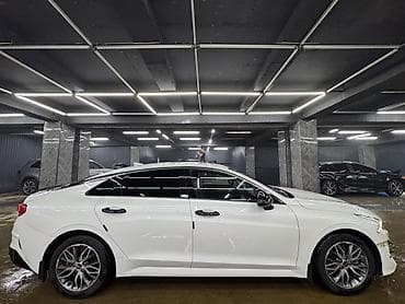 Kia K5: 2021 г., 2 л, Автомат, Газ, Седан — 2
