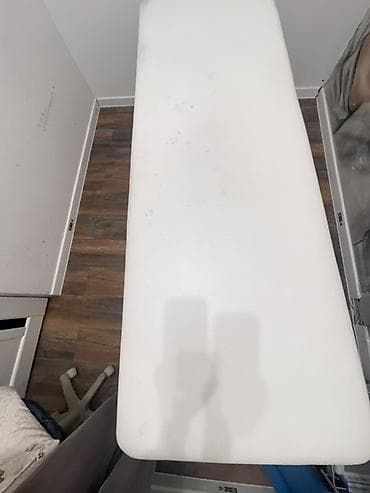 лежачий: Срочно продаю кушетку и помощник вместе 6500 - Кушетка для — 1