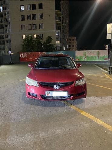 Honda Civic: 2006 г., 1.8 л, Автомат, Бензин, Седан — 1
