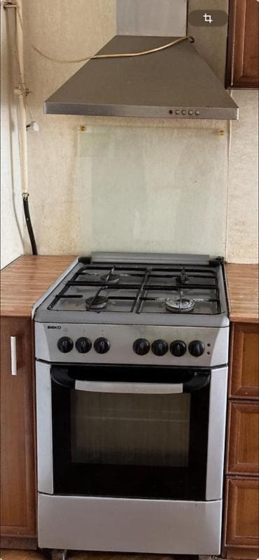 Комплект бытовой техники для кухни и хозяйства: 1) Газовая плита BEKO