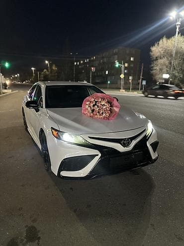 2 4 д: Toyota Camry: 2022 г., 2.5 л, Автомат, Бензин, Седан — 2