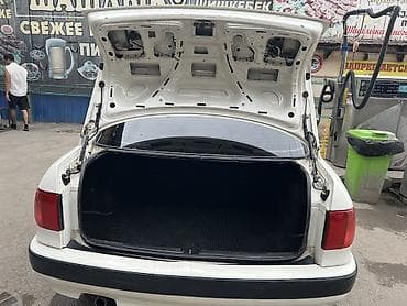 авто бесплатно: Audi 80: 1992 г., 2 л, Механика, Бензин, Купе — 6
