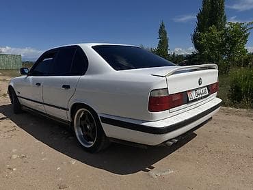 на кия к5: BMW 5 series: 1990 г., 2.5 л, Седан — 4