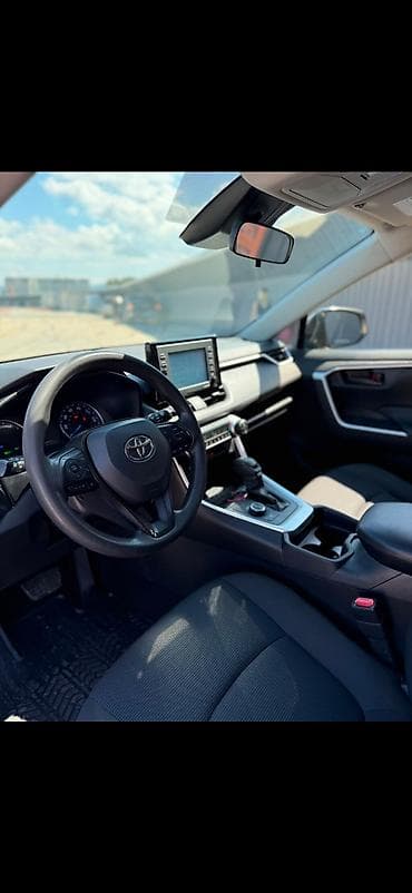 авто бесплатно: Toyota RAV4: 2020 г., Вариатор, Гибрид, Кроссовер — 3