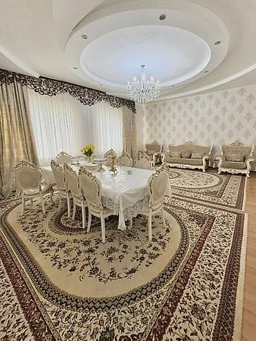Недвижимость: Дом 373кв 
Участок 12 соток — 10