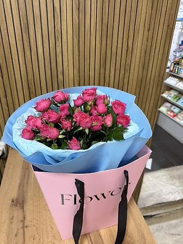 куплю букет: Букеты из живых цветовбукеты в переносках очень удобно и модно — 5