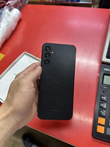 Samsung цвет - Черный