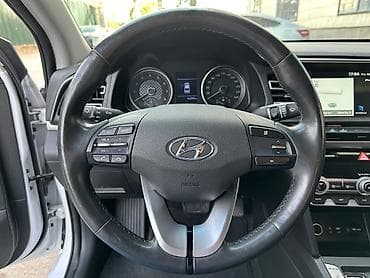 eclipse cross: Hyundai Avante: 2019 г., 1.6 л, Вариатор, Бензин, Седан — 8