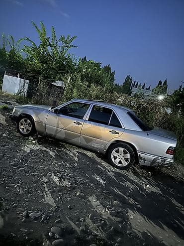 заводском: Mercedes-Benz W124: 1993 г., 3.2 л, Механика, Бензин, Седан — 7