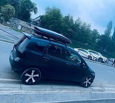 235 70 17: Honda Fit: 2005 г., 1.5 л, Автомат, Бензин, Седан — 3