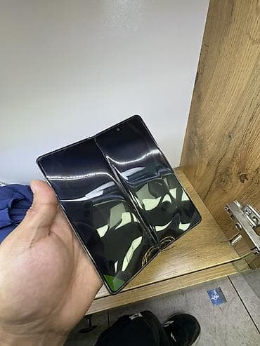 pixel 4a: Samsung Galaxy Z Fold 3, 512 ГБ, цвет - Бежевый, 1 SIM, eSIM — 6