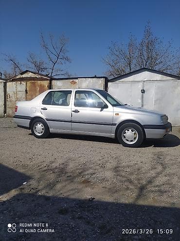 hella: Volkswagen Vento: 1993 г., 1.8 л, Автомат, Бензин, Седан — 10