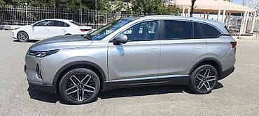 tesla model y: Weltmeister EX6 Plus, 2019 г., Передний — 3